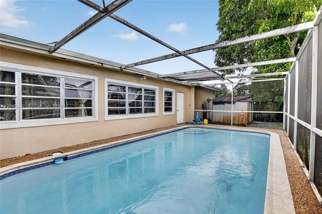 8508 Long Acre Drive, Miramar, FL 33025
