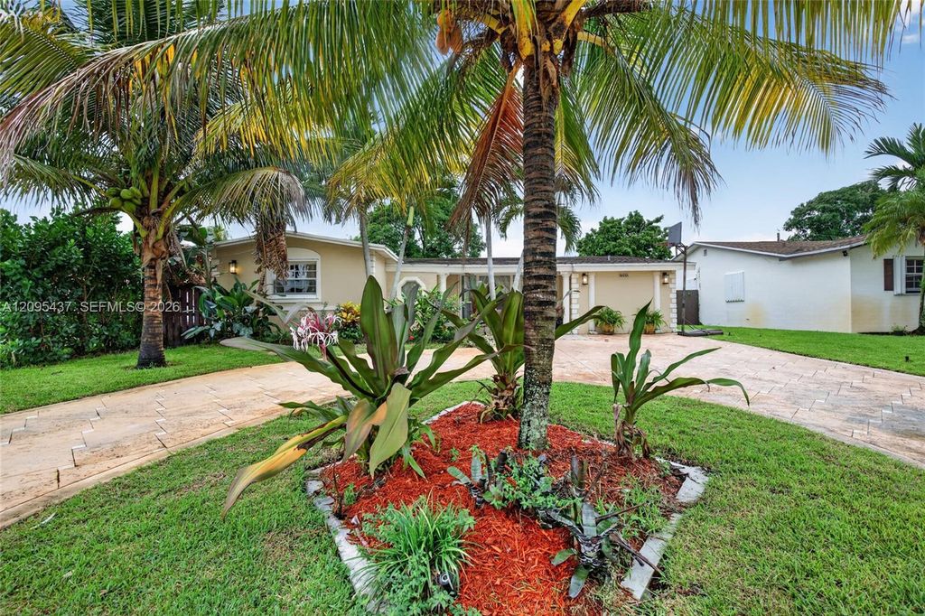 8508 Long Acre Drive, Miramar, FL 33025