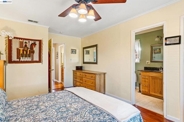 2151 Deerwood Dr, Martinez, CA 94553