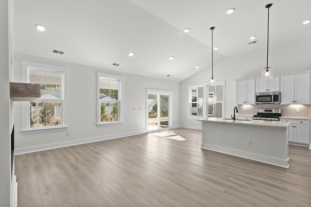 752 Sun Colony Blvd., Longs, SC 29568