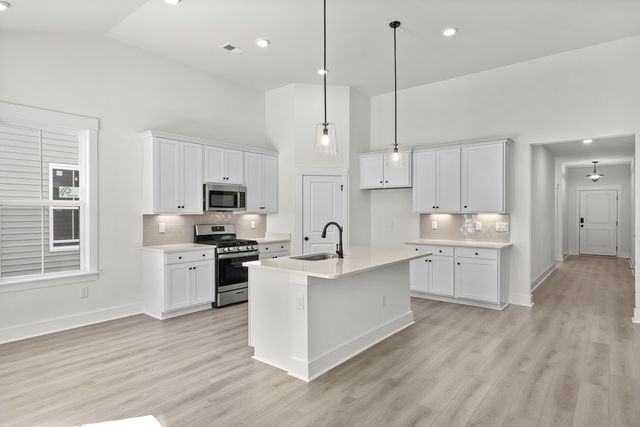 752 Sun Colony Blvd., Longs, SC 29568