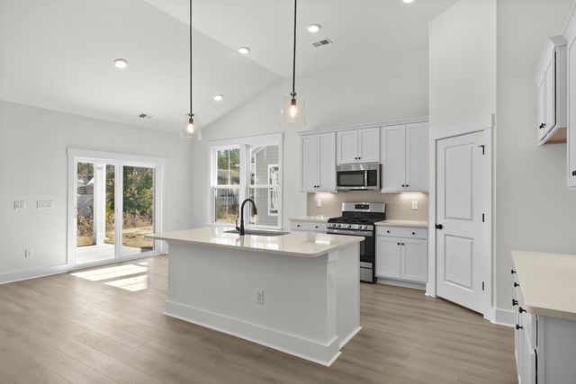 752 Sun Colony Blvd., Longs, SC 29568