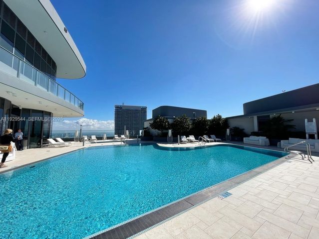 1000 Brickell Plz 2011, Miami, FL 33131