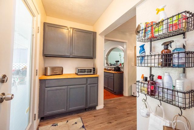 104 Bonita Avenue, Galveston, TX 77550