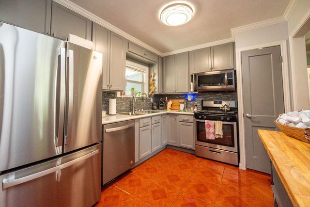 104 Bonita Avenue, Galveston, TX 77550
