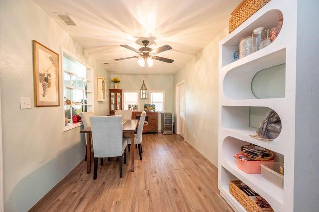 104 Bonita Avenue, Galveston, TX 77550