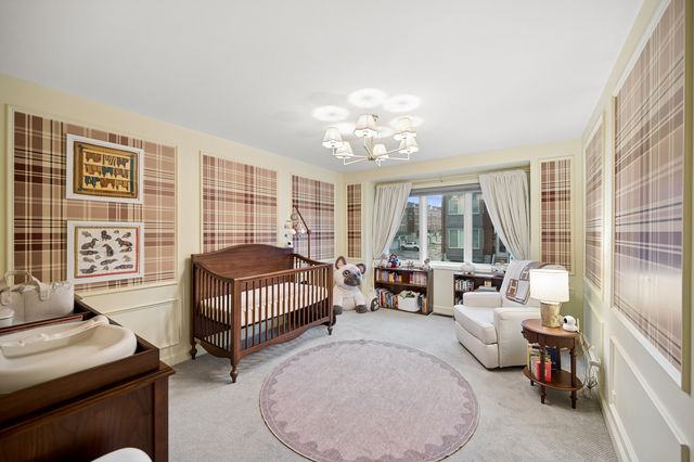 1279 Gateway Court, Northbrook, IL 60062