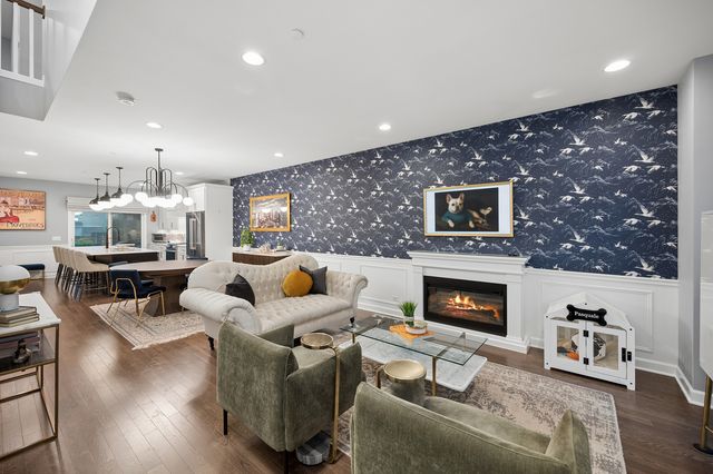 1279 Gateway Court, Northbrook, IL 60062