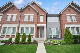 1279 Gateway Court, Northbrook, IL 60062