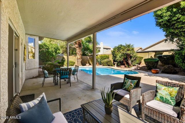 2928 E PONTIAC Drive, Phoenix, AZ 85050