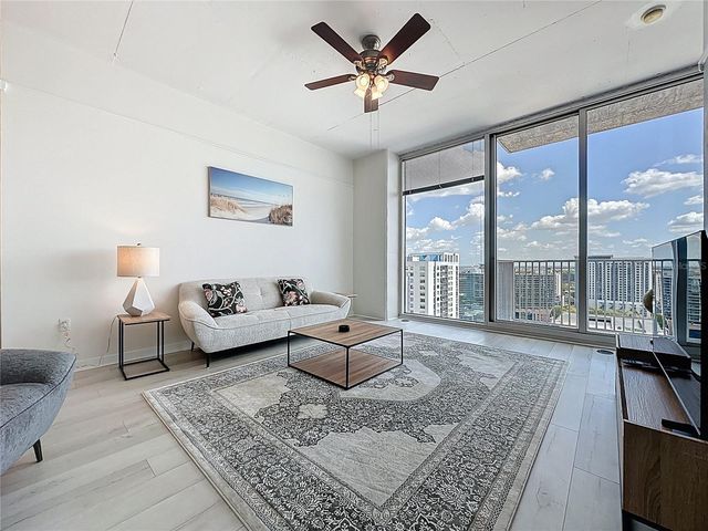 155 S COURT AVENUE 1911, Orlando, FL 32801