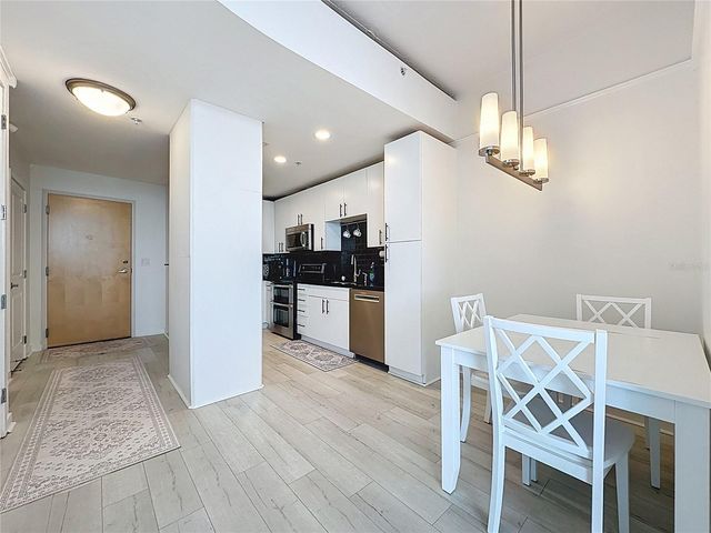 155 S COURT AVENUE 1911, Orlando, FL 32801