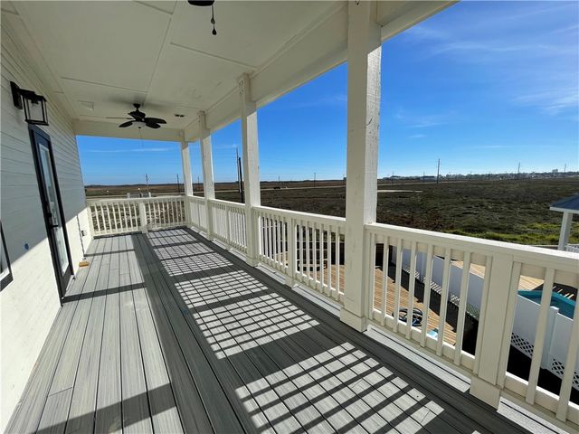 228 St John Circle, Port Aransas, TX 78373