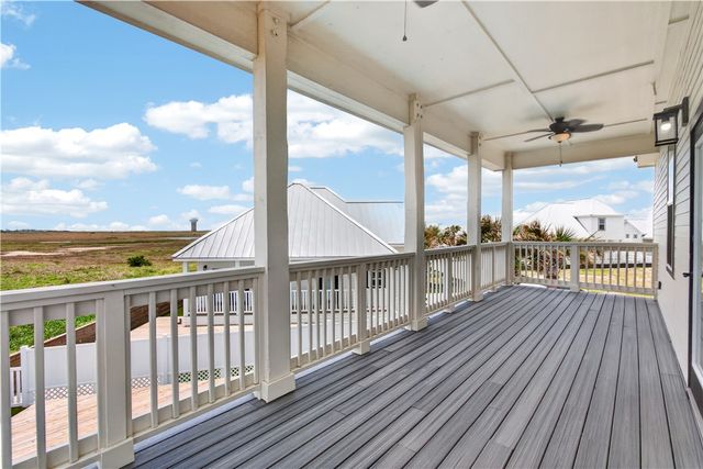 228 St John Circle, Port Aransas, TX 78373