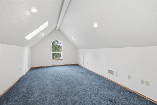 19722 E Pheasant Dr, Greenacres, WA 99016