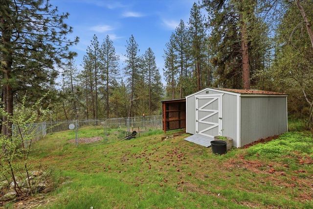 19722 E Pheasant Dr, Greenacres, WA 99016