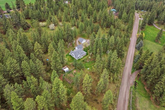 19722 E Pheasant Dr, Greenacres, WA 99016