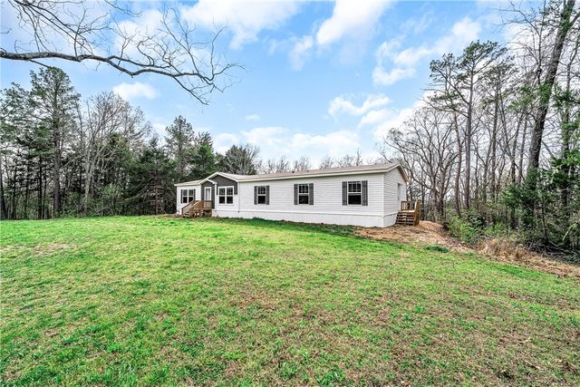 202 Silver Ridge Road, Eureka Springs, AR 72632