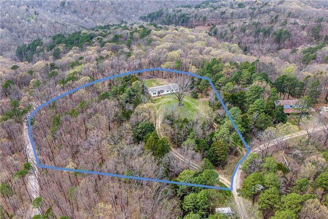 202 Silver Ridge Road, Eureka Springs, AR 72632