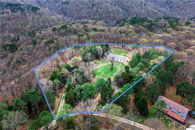 202 Silver Ridge Road, Eureka Springs, AR 72632