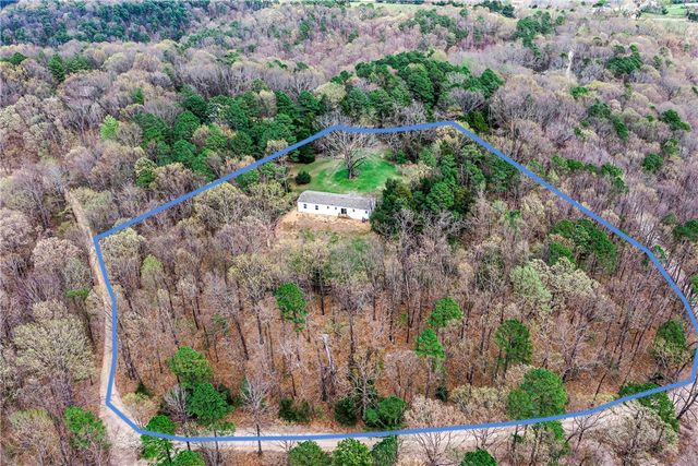202 Silver Ridge Road, Eureka Springs, AR 72632