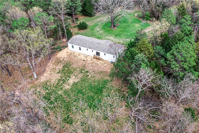 202 Silver Ridge Road, Eureka Springs, AR 72632