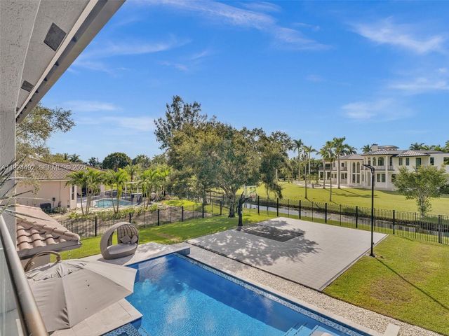 1021 NW 115th Ave, Plantation, FL 33323