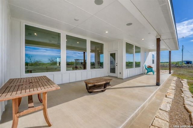 1642 Scull Rd, San Marcos, TX 78666