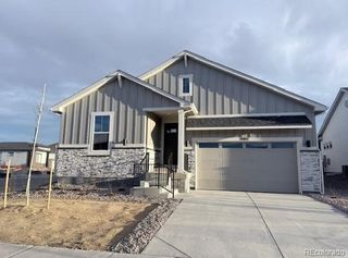 8902 S Riviera Way, Aurora, CO 80016