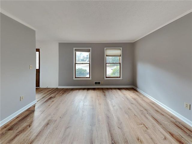 4856 Hawk Place NE, Marietta, GA 30066