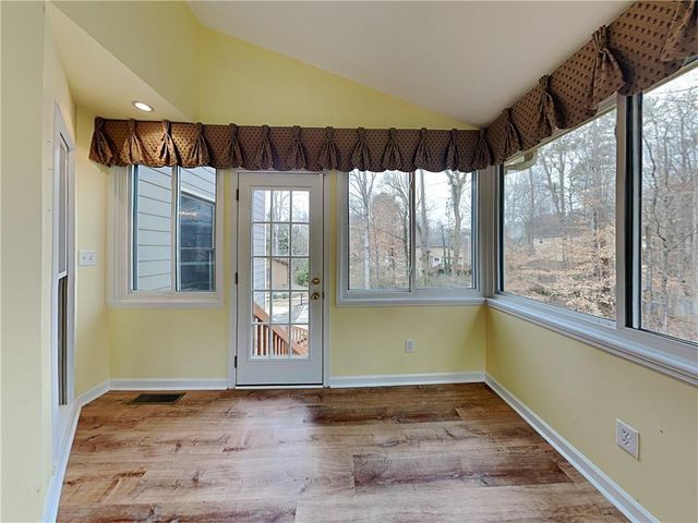 4856 Hawk Place NE, Marietta, GA 30066