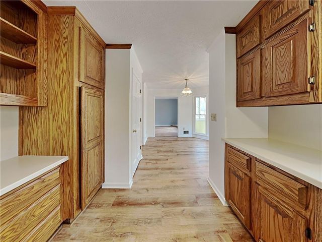 4856 Hawk Place NE, Marietta, GA 30066