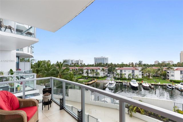 3029 NE 188th St 405, Aventura, FL 33180