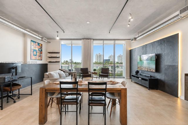 3029 NE 188th St 405, Aventura, FL 33180
