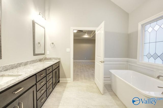 Foresthill E Newby Chapel Road, Athens, AL 35613
