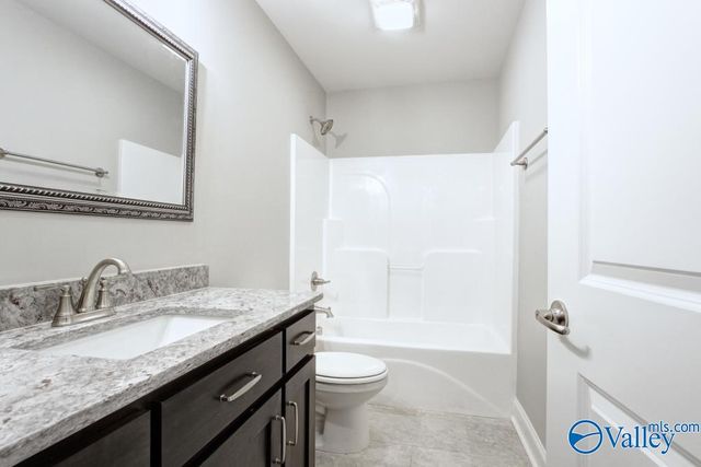 Foresthill E Newby Chapel Road, Athens, AL 35613