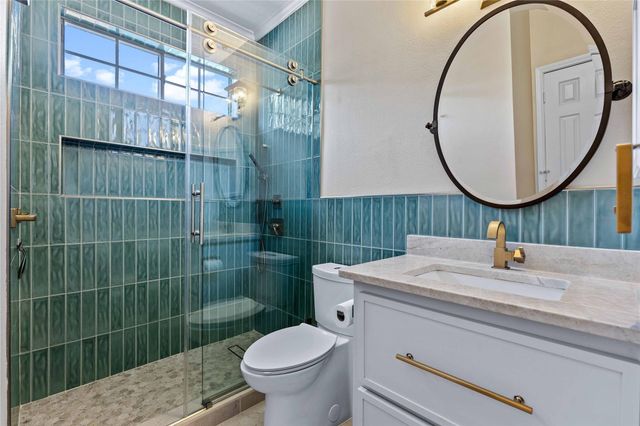 8802 Throckmorton Lane, Houston, TX 77064