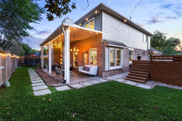 8802 Throckmorton Lane, Houston, TX 77064