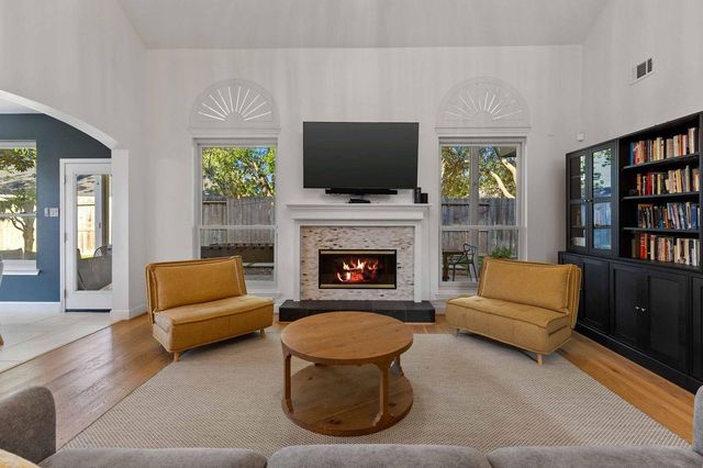 8802 Throckmorton Lane, Houston, TX 77064