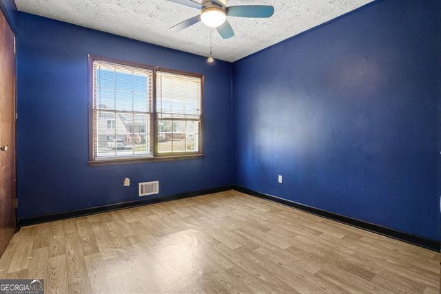 3878 Trenton Drive, Snellville, GA 30039