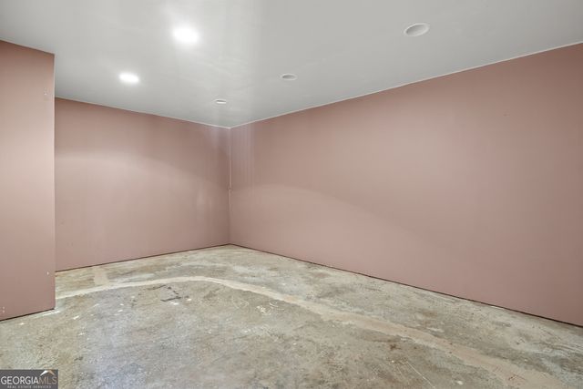 3878 Trenton Drive, Snellville, GA 30039