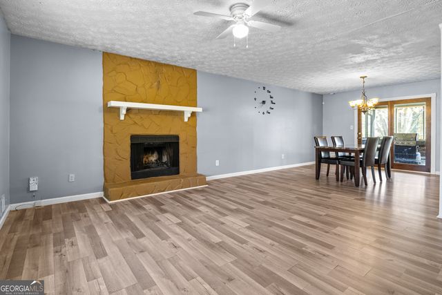 3878 Trenton Drive, Snellville, GA 30039