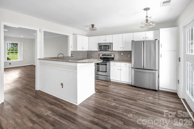 8228 Legare Court, Charlotte, NC 28210