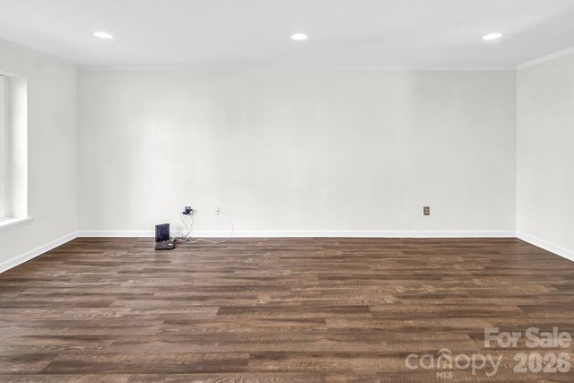 8228 Legare Court, Charlotte, NC 28210
