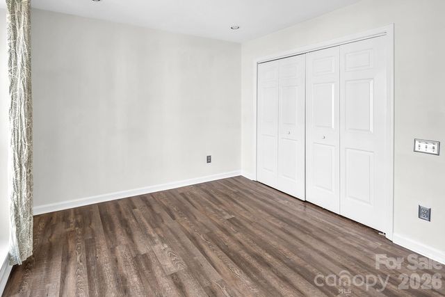 8228 Legare Court, Charlotte, NC 28210