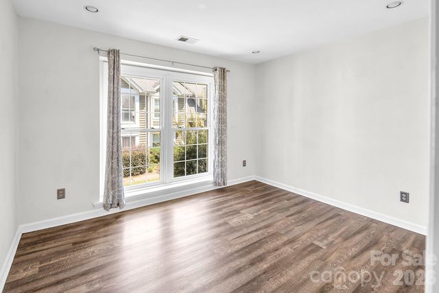8228 Legare Court, Charlotte, NC 28210