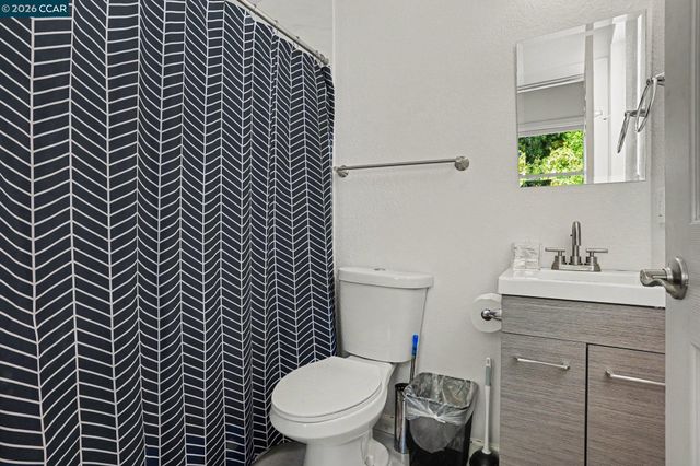 3414 Andover St., Oakland, CA 94609