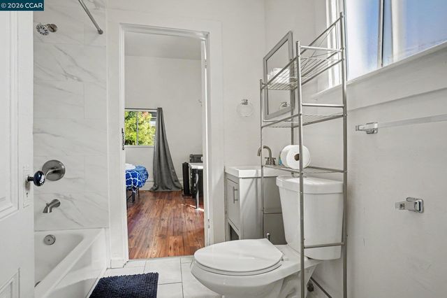 3414 Andover St., Oakland, CA 94609