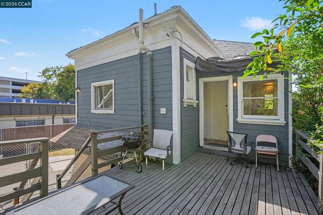 3414 Andover St., Oakland, CA 94609