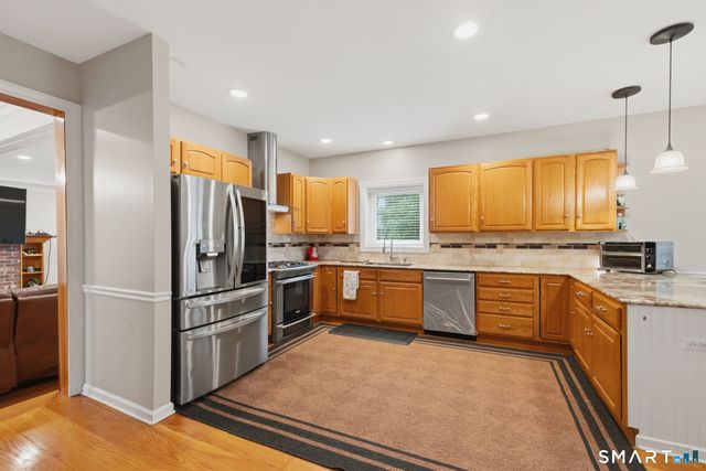 1932 Hartford Turnpike, North Haven, CT 06473